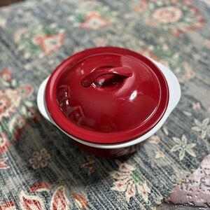 Vintage Corning Ware Stoneware Dutch Oven-1 1/2 Qt.